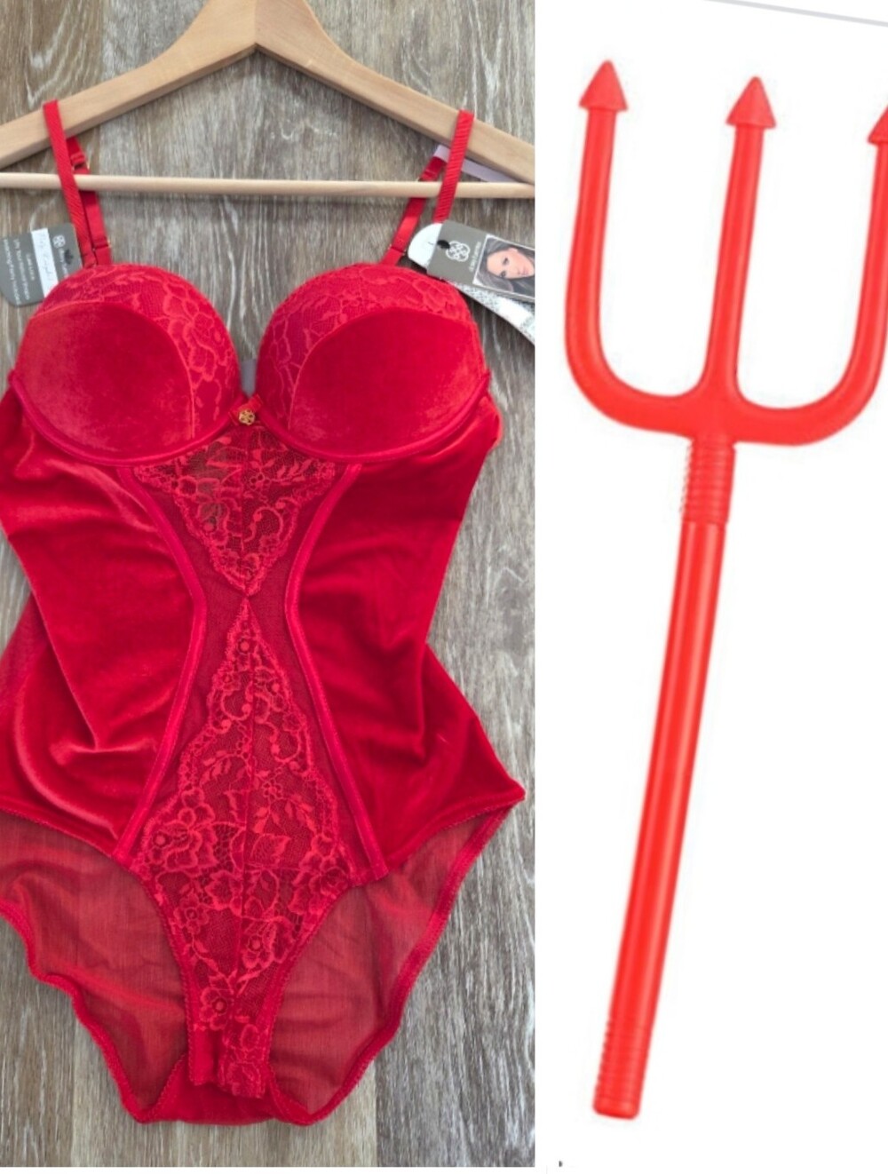 Red Velvet Devil sheer Lace Push-up Bodysuit NWT Keyhole Cosplay Costumes